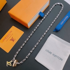 Louis Vuitton Necklaces